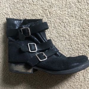 Black Leather Steve Madden Boots